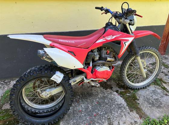 HONDA CRF 230F HONDA CRF 230F